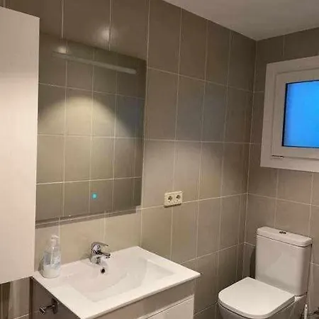 Pis Amb Encant Amb Piscina Comunitaria Appartamento Girona